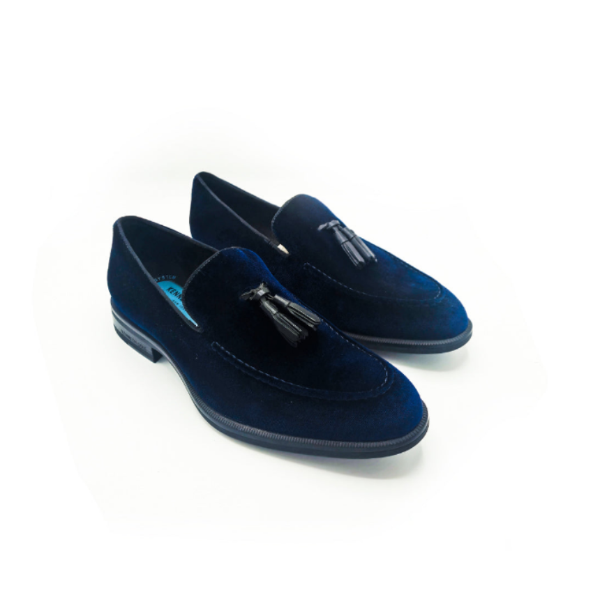 Kenneth Cole New York Men?s Futurepod Tassel Loafers in black leather