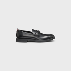 Leather loafer with stacked-logo bit