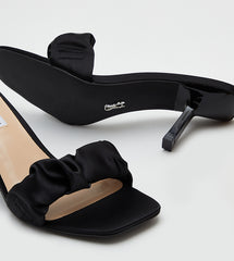 Steve Madden Women-TRULEY BLACK SATIN Sandal