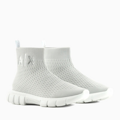 Armani Exchange Women’s Mesh Sneakers – Breathable Performance Design ARMANI EXCHANGE