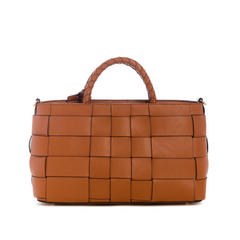 MAYLEE GIRLFRIEND SATCHEL CARAMEL