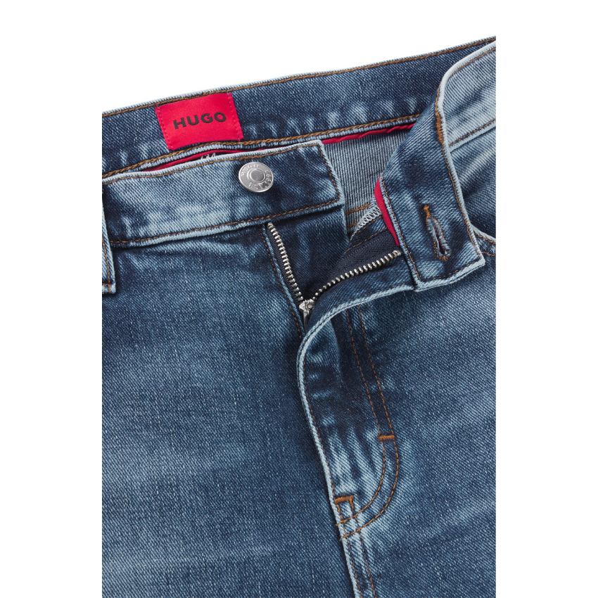 Extra-slim-fit jeans in blue, modern tapered denim for a sleek silhouette