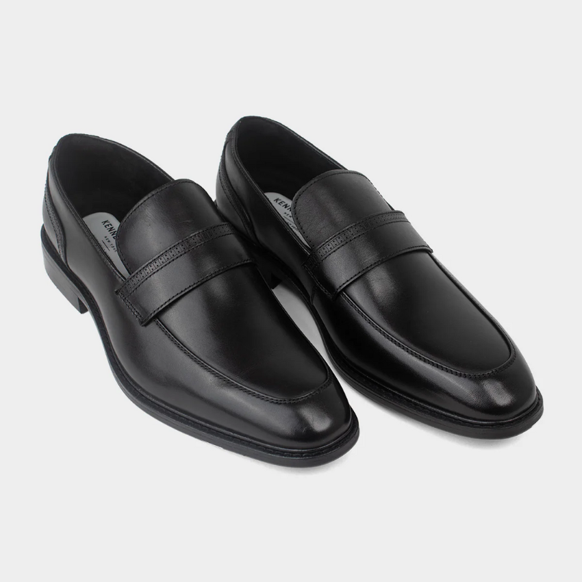 Kenneth Cole men’s black leather Charles loafer dress shoes