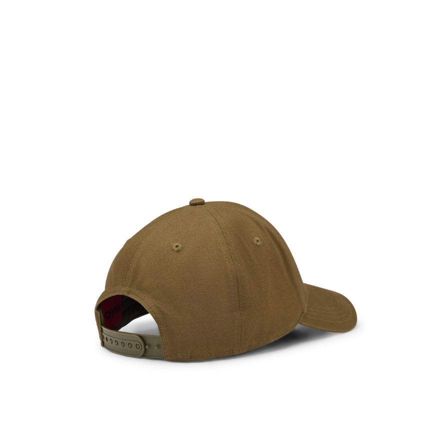 Light green cotton twill cap with embroidered logo, adjustable casual hat