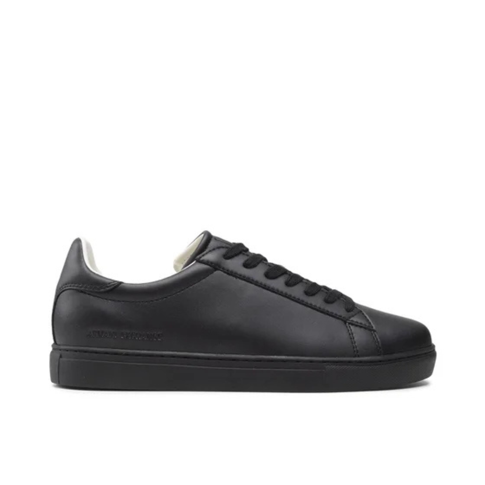 Armani Exchange Sneakers XUX001 XV093 K001 Black