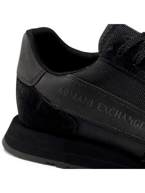 Armani Exchange Sneakers XUX083 XV263 K001 Black